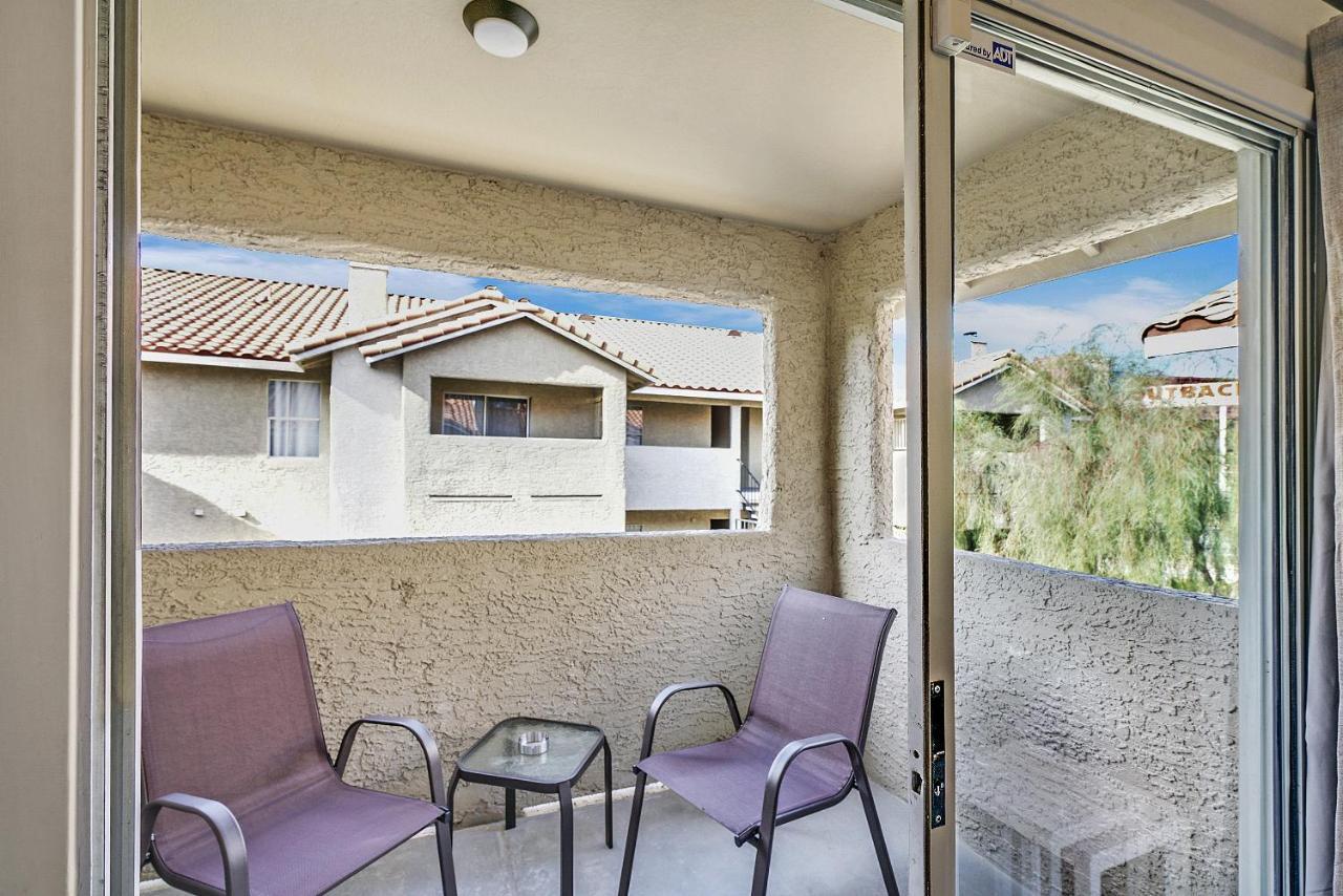 Condo Close To Strip And Raiders Stadium Las Vegas Exterior photo